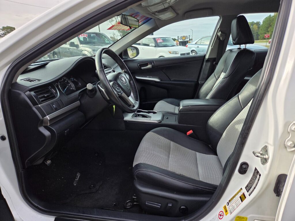 2013 Toyota Camry SE