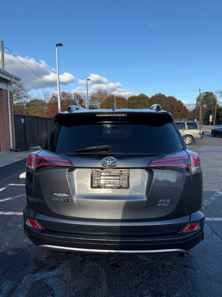 2018 Toyota RAV4 XLE | Adventure