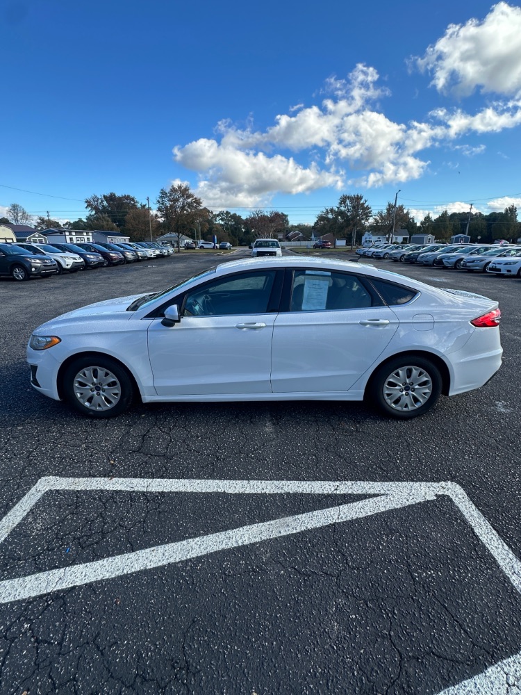2019 Ford Fusion S