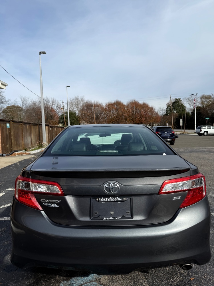 2014 Toyota Camry SE