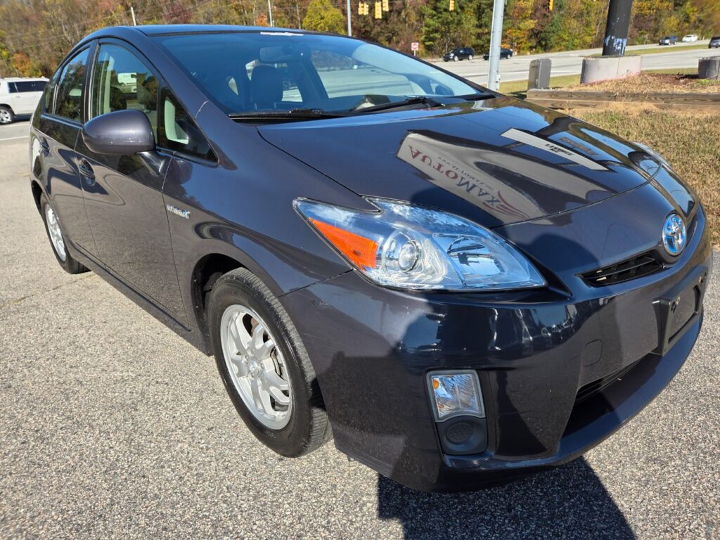 2010 Toyota Prius II