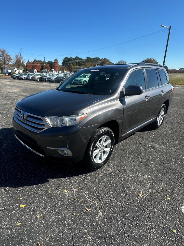 2012 Toyota Highlander Base V6 | SE V6