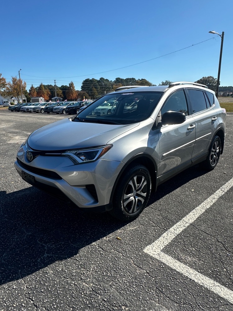 2018 Toyota RAV4 LE
