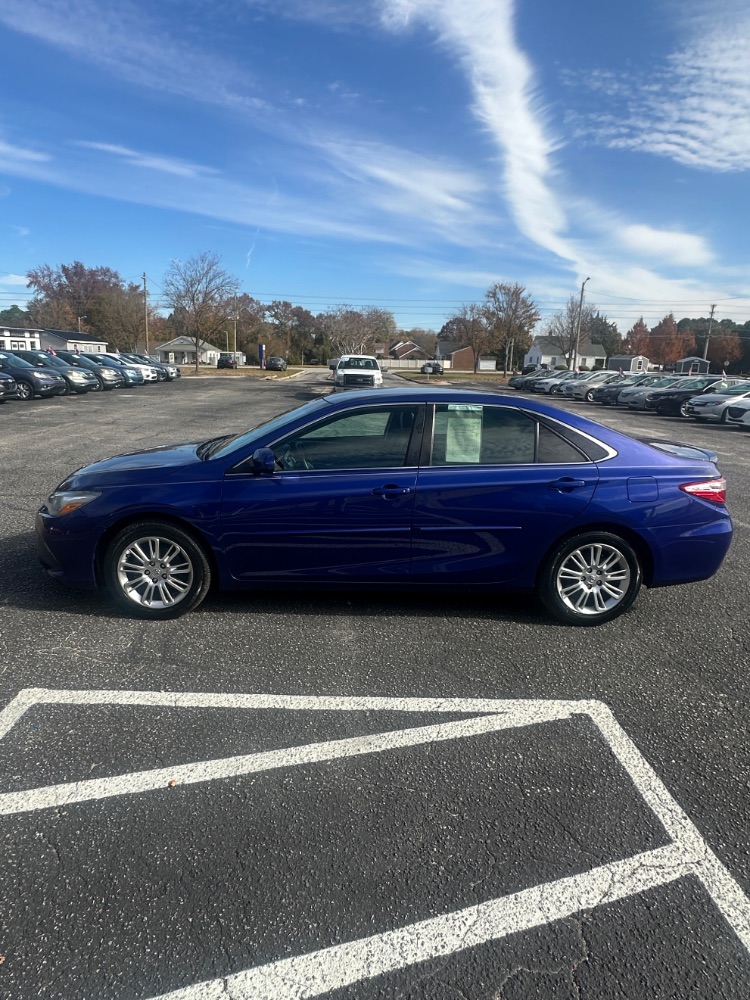 2016 Toyota Camry SE