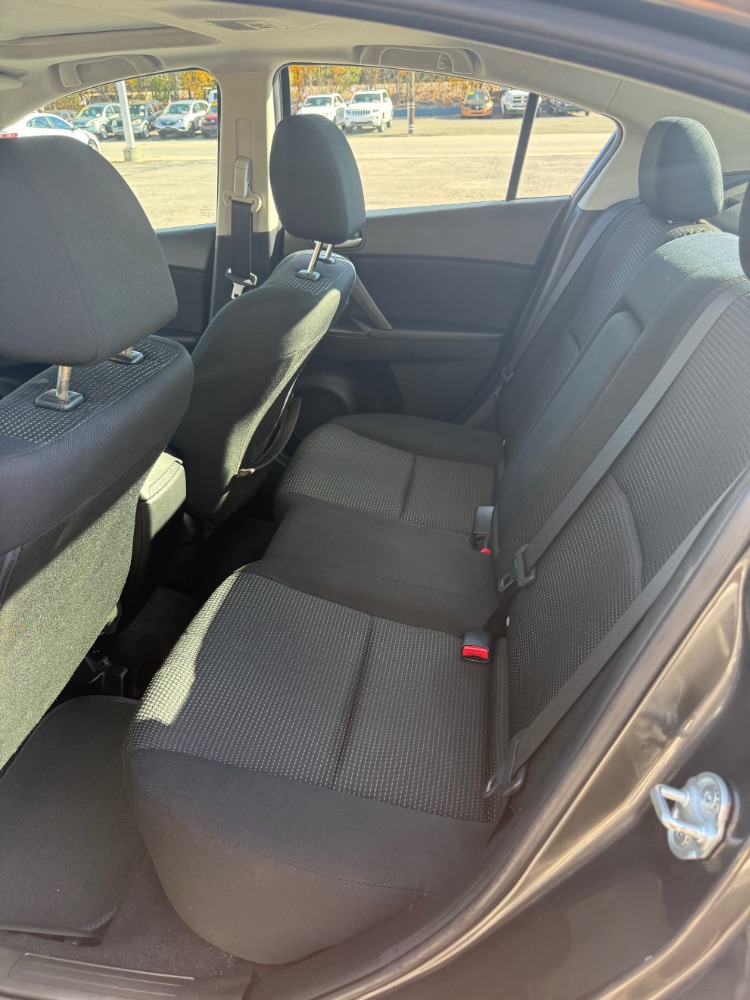 2013 Mazda Mazda3 i Touring