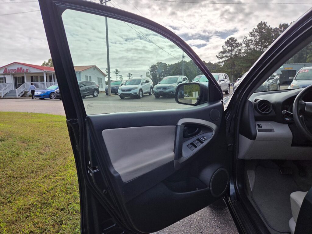 2011 TOYOTA RAV4 4WD