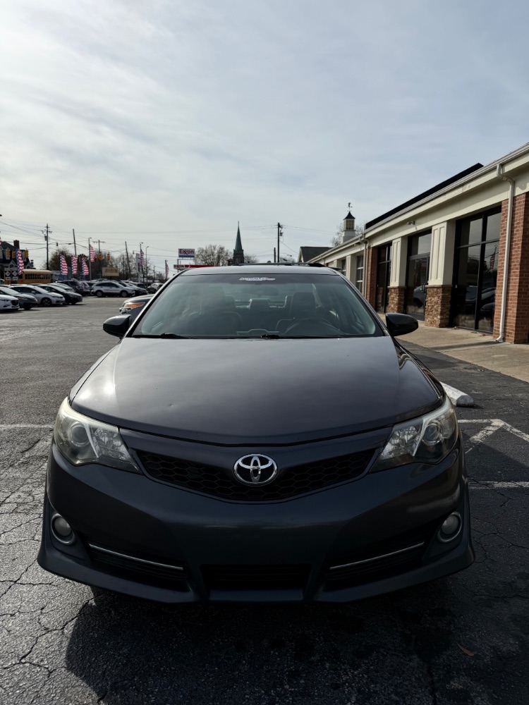 2014 Toyota Camry SE
