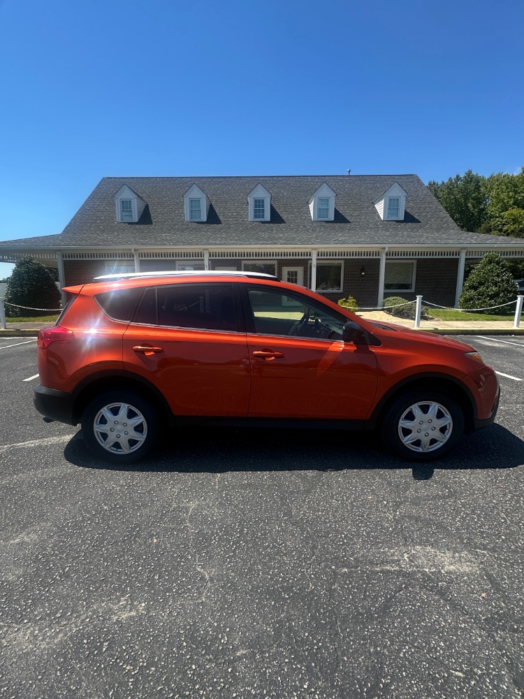 2015 Toyota RAV4 LE