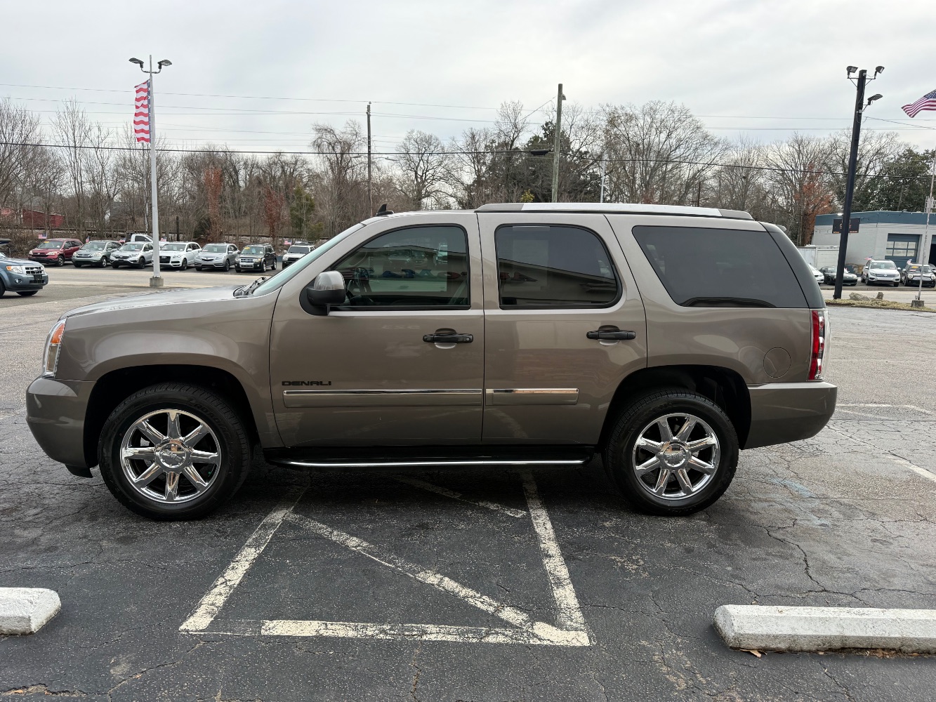 2014 GMC Yukon Denali's photo