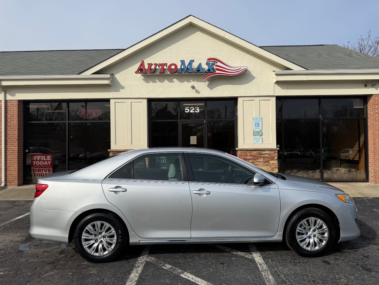 2013 Toyota Camry LE