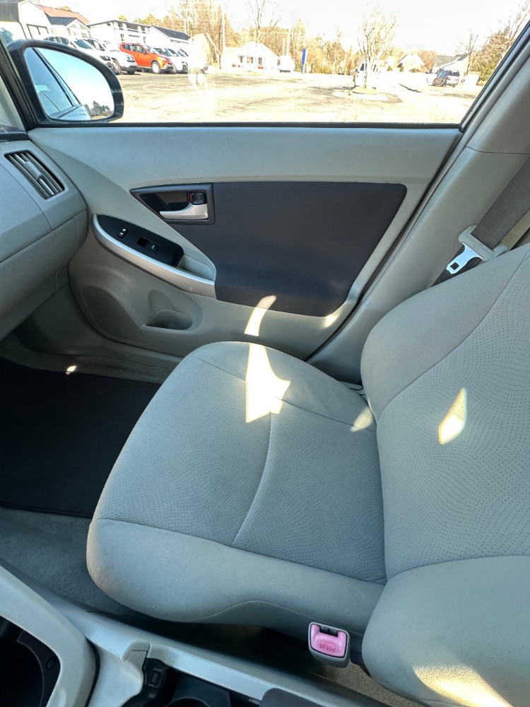 2011 Toyota Prius II - Photo 15