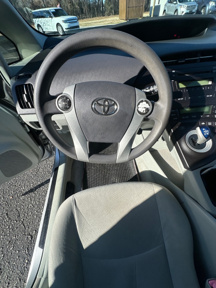 2011 Toyota Prius II - Photo 13