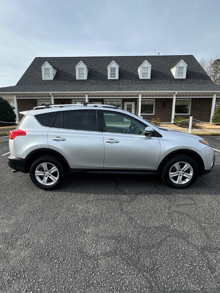 2013 Toyota RAV4 XLE