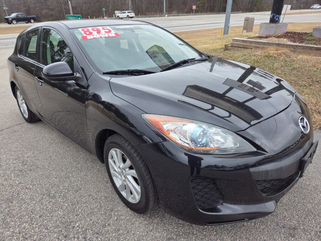 2012 Mazda 3 I Touring 5-Door
