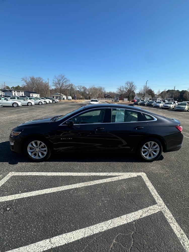 2022 Chevrolet Malibu FWD LT