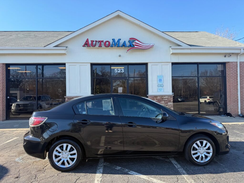 2013 Mazda Mazda3 i Sport