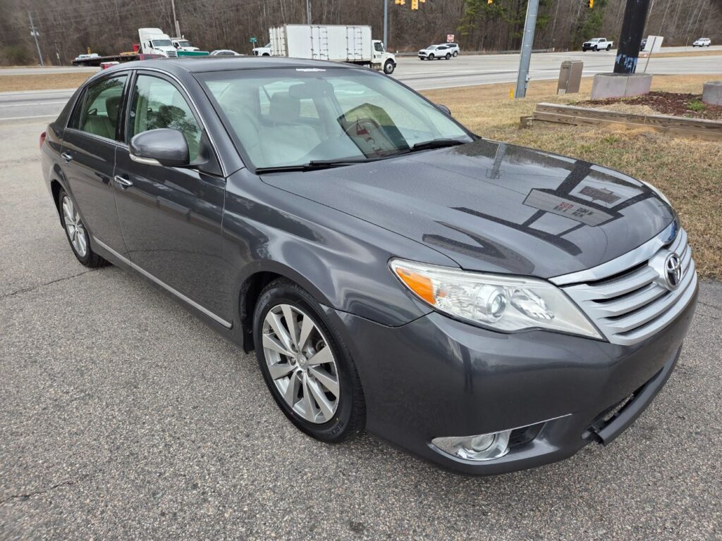 2011 Toyota Avalon Base