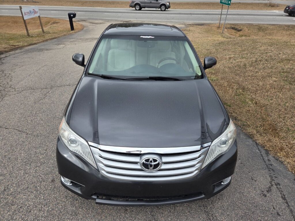 2011 Toyota Avalon Base