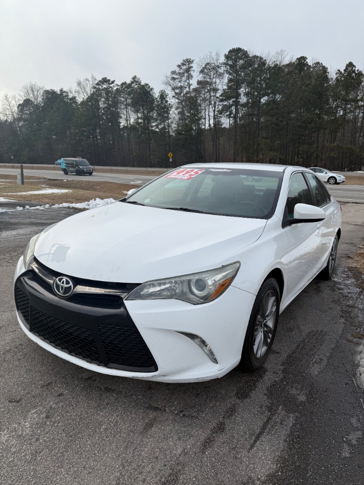 2016 Toyota Camry SE