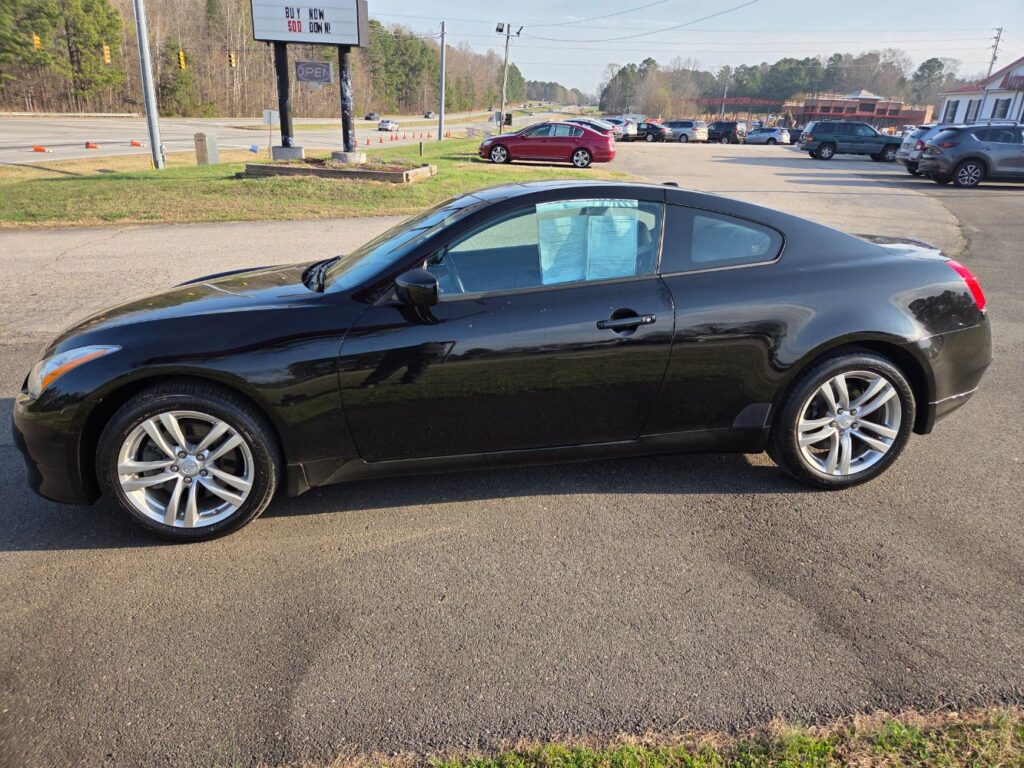 2010 INFINITI G37 X 3.7 V6