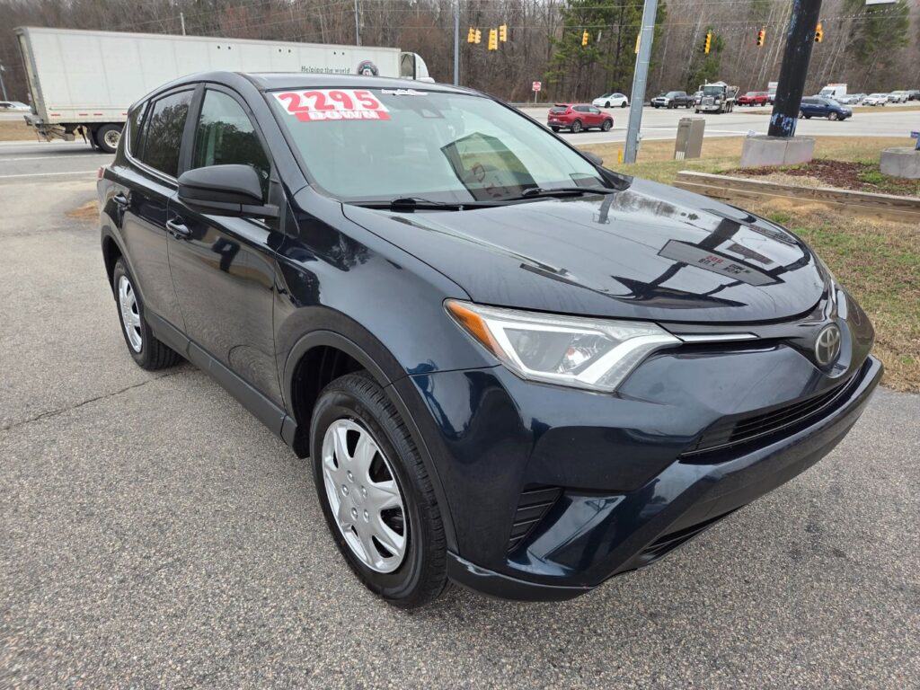 2018 Toyota RAV4 LE