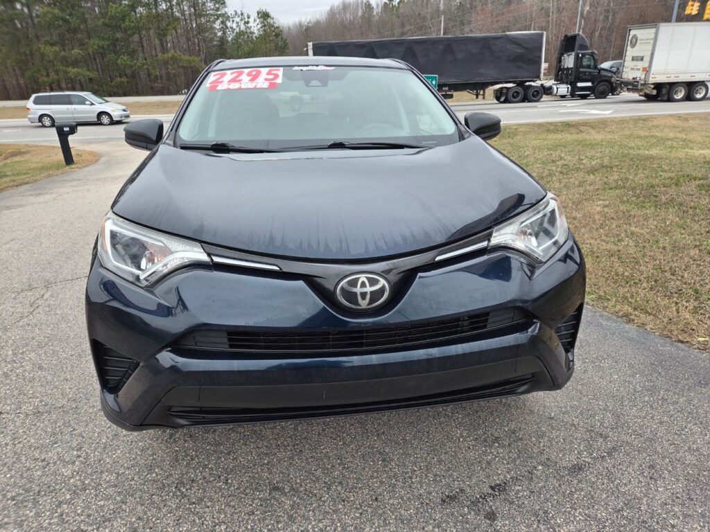 2018 Toyota RAV4 LE