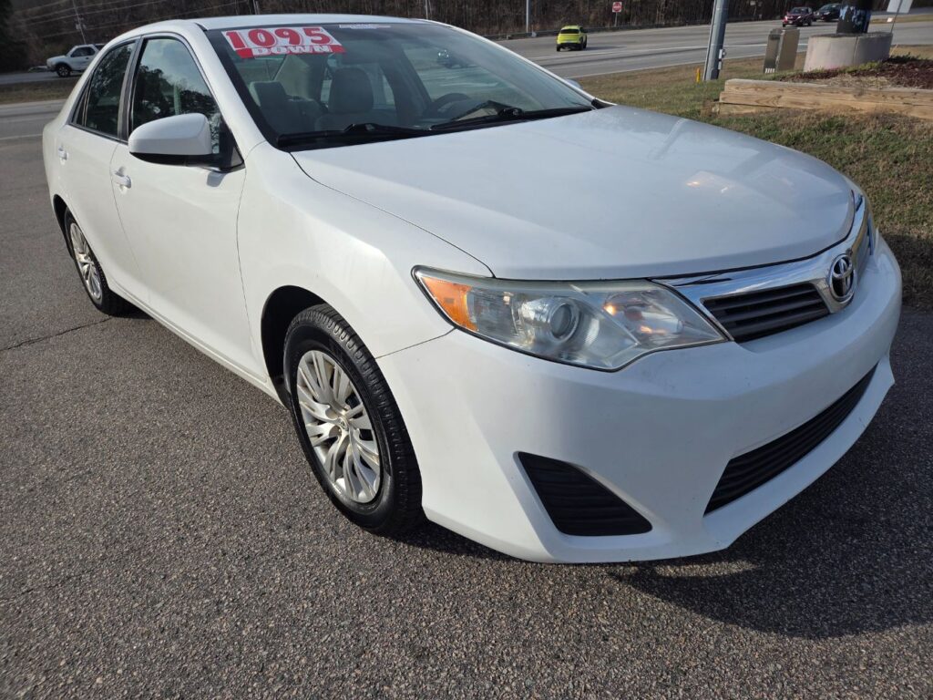 2014 Toyota Camry LE