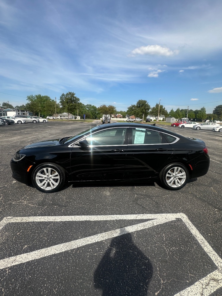 2016 Chrysler 200 Limited