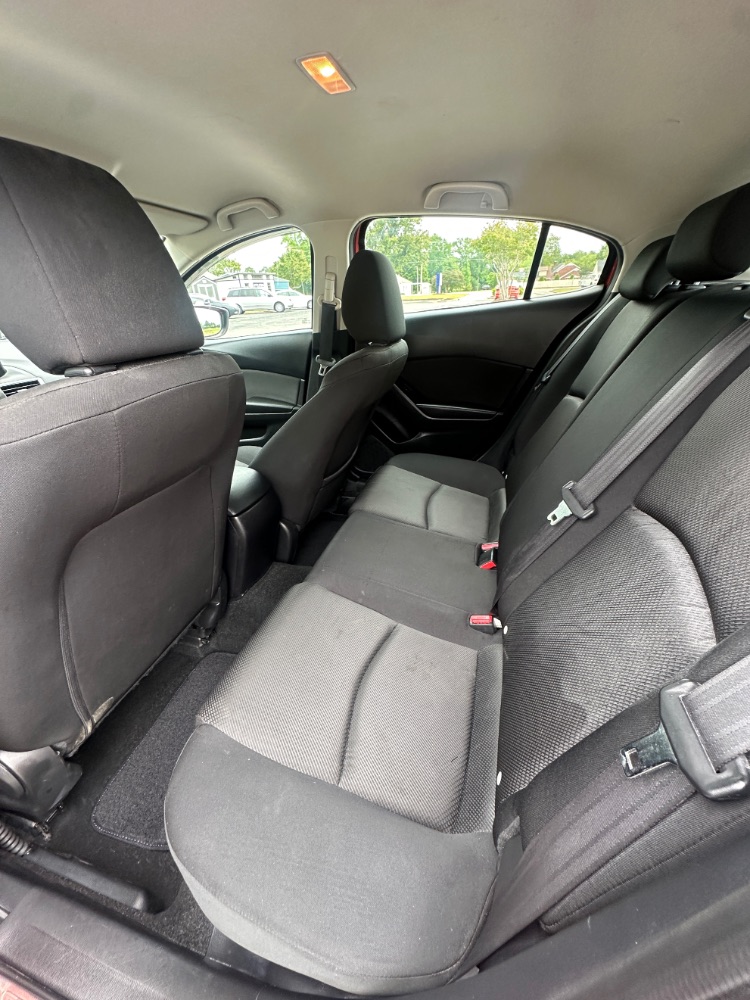 2017 Mazda Mazda3 Sport - Photo 17