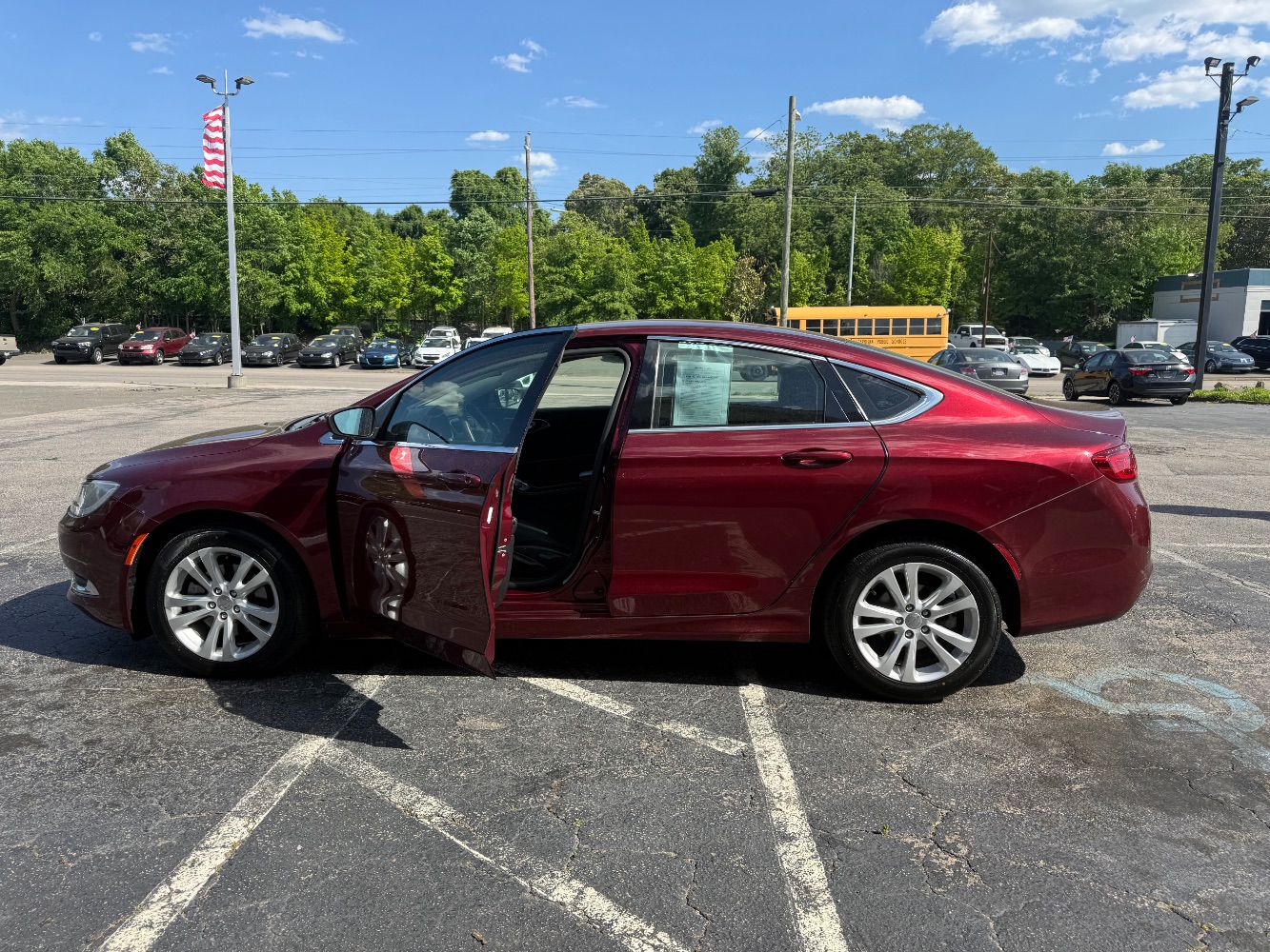 2015 Chrysler 200 Limited's photo