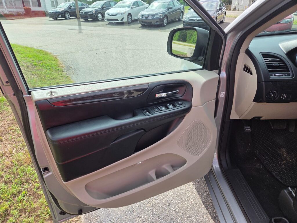 2017 Dodge Grand Caravan SE