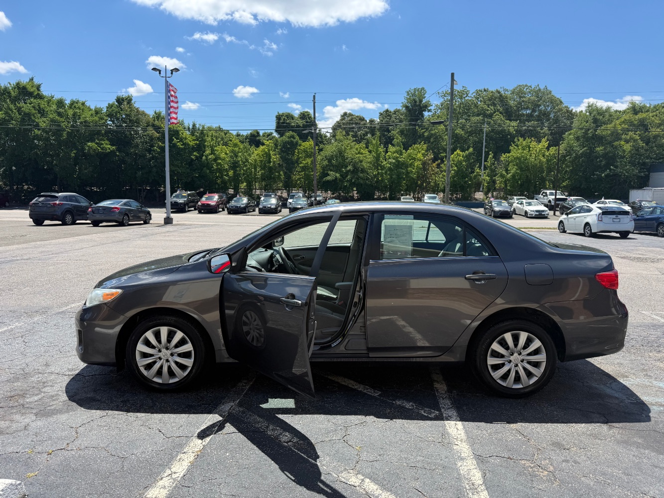 2013 Toyota Corolla LE AT's photo