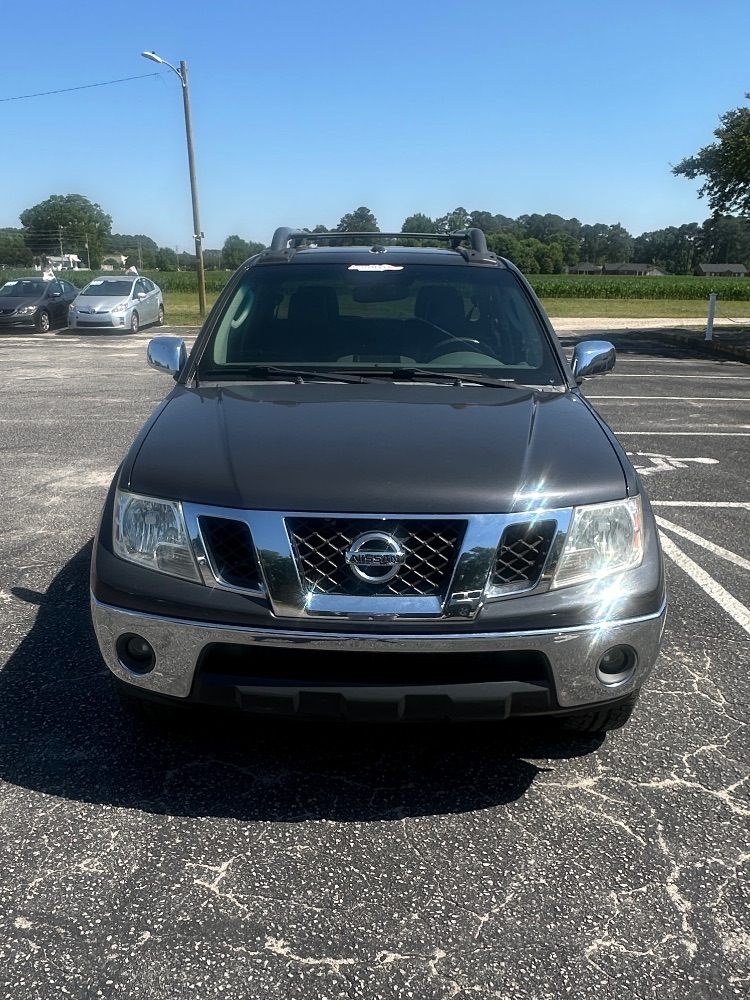 2010 Nissan Frontier LE