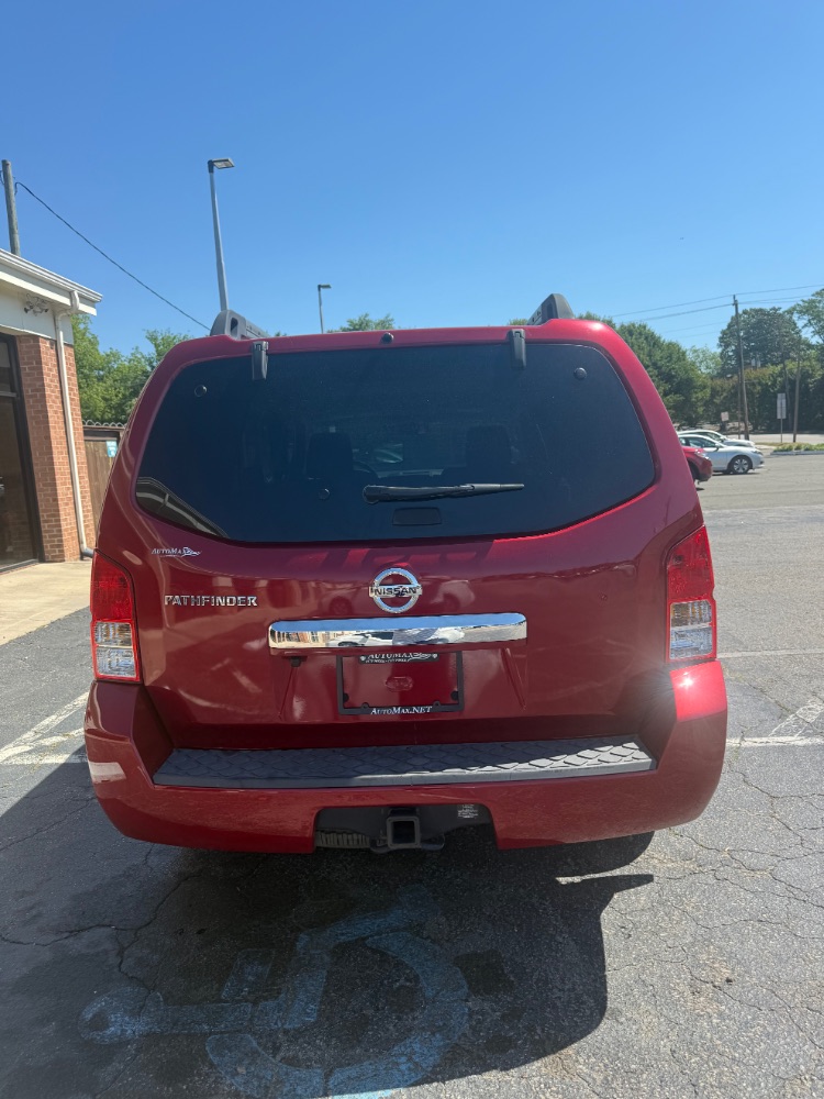 2011 Nissan Pathfinder S