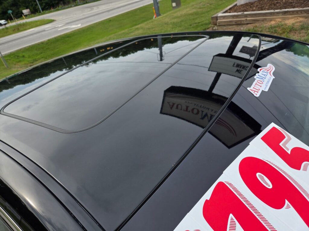 2013 Toyota Avalon XLE