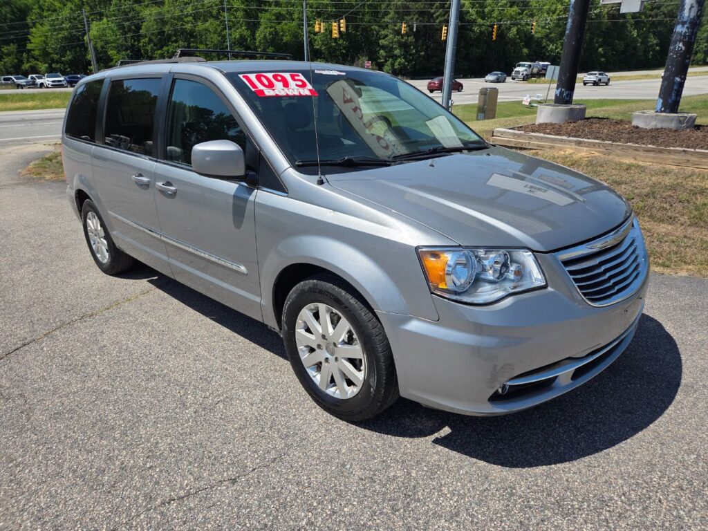 2016 Chrysler Town & Country Touring