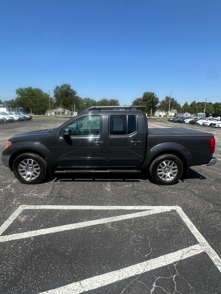 2010 Nissan Frontier LE