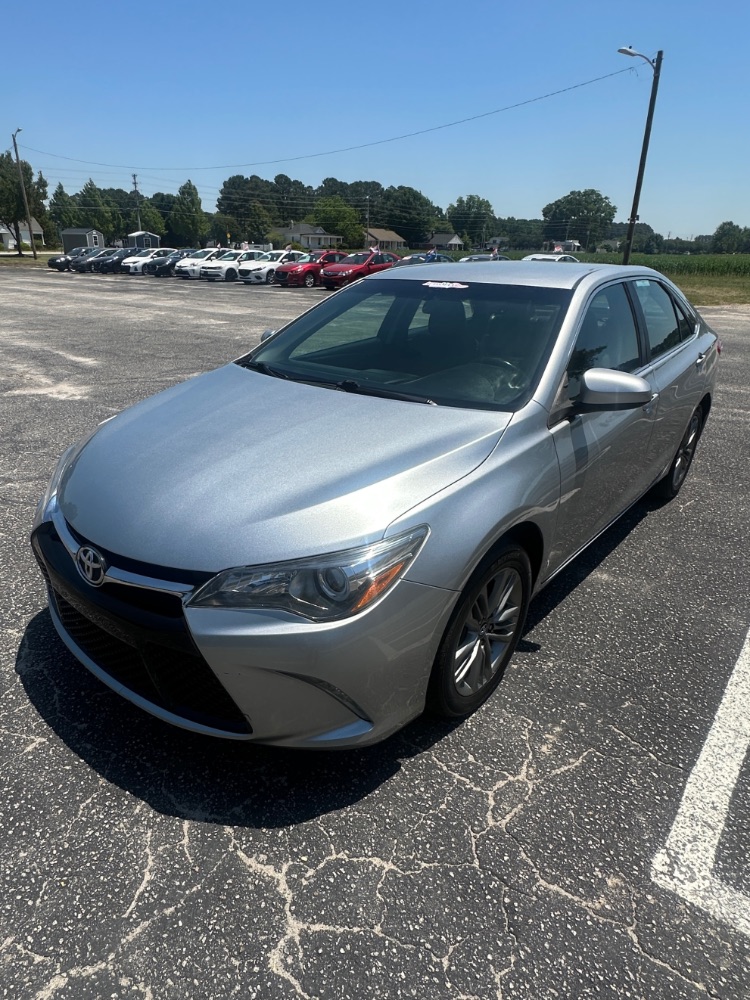 2017 Toyota Camry SE