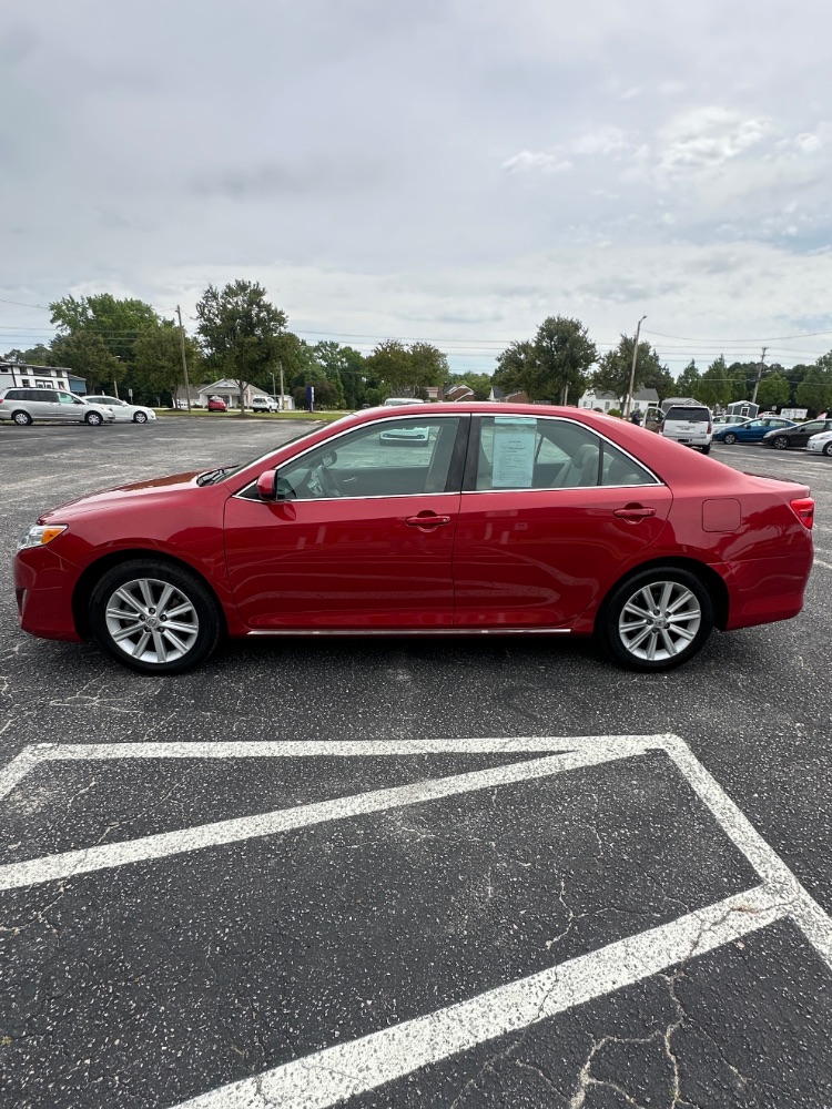 2014 Toyota Camry L | LE | XLE | SE | SE Sport