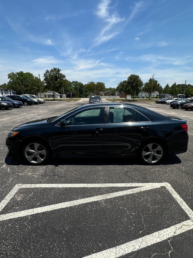 2014 Toyota Camry L | LE | XLE | SE | SE Sport