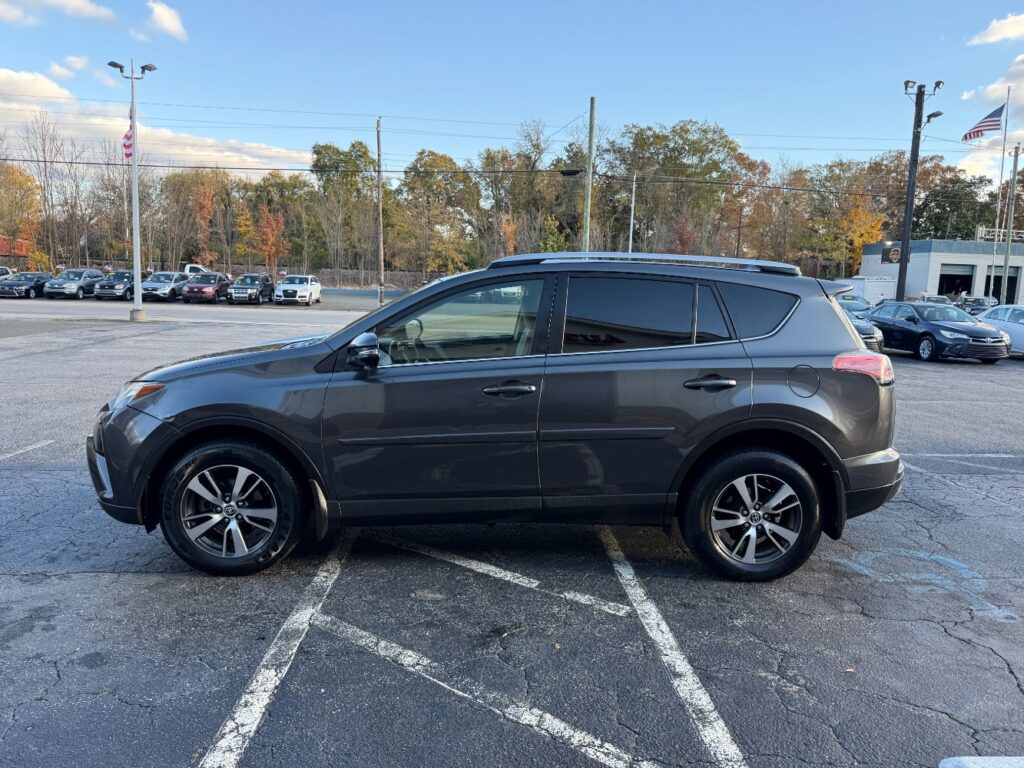 2018 Toyota RAV4 XLE | Adventure