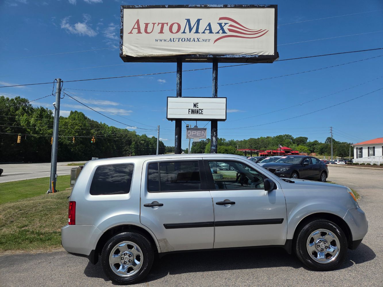 2013 Honda Pilot LX's photo