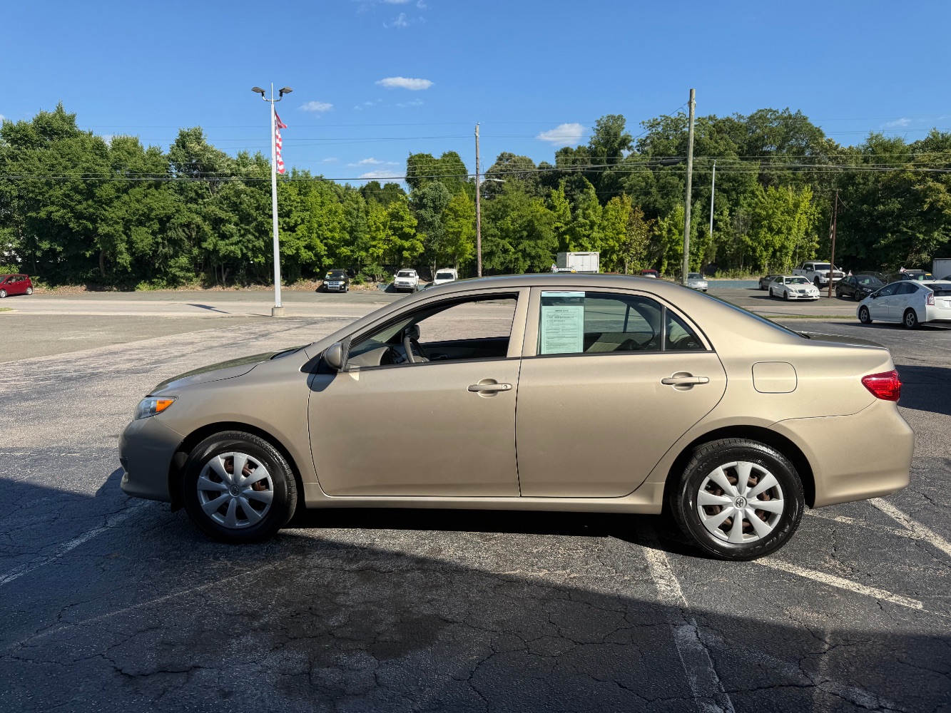 2010 Toyota Corolla's photo