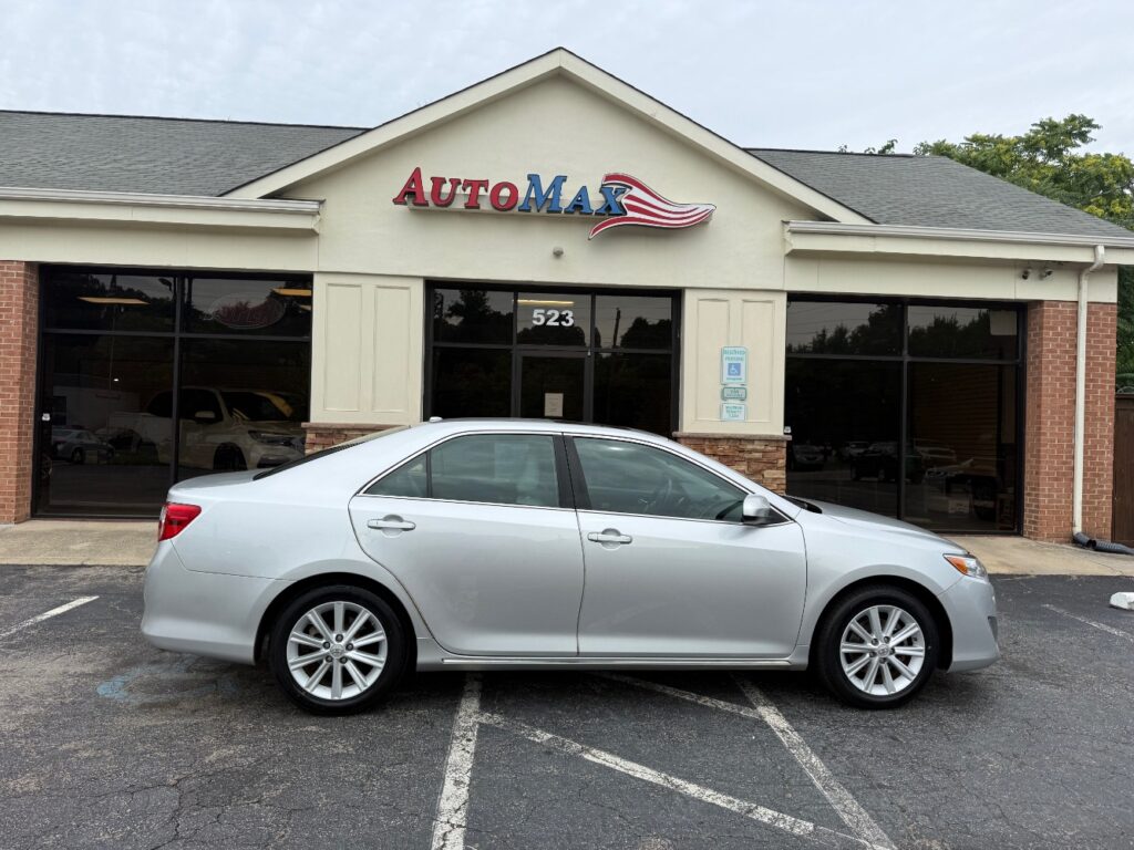 2014 Toyota Camry L | LE | XLE | SE | SE Sport