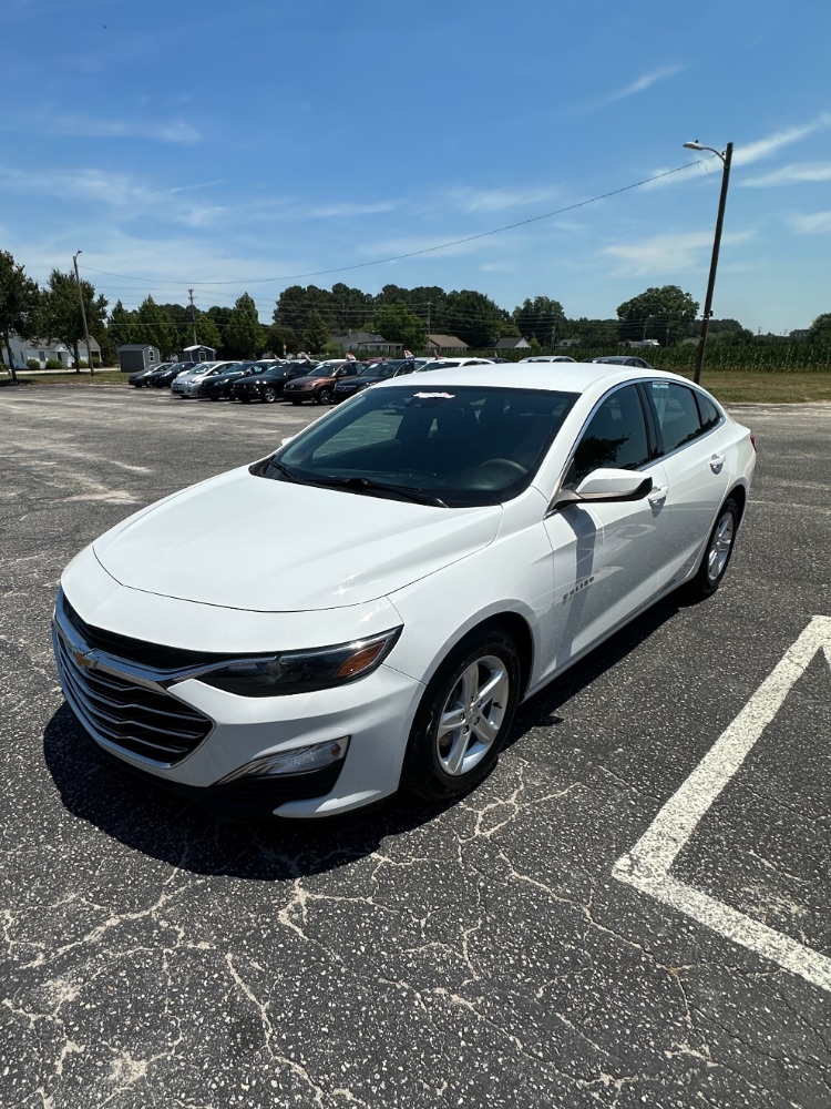 2021 Chevrolet Malibu FWD 1FL