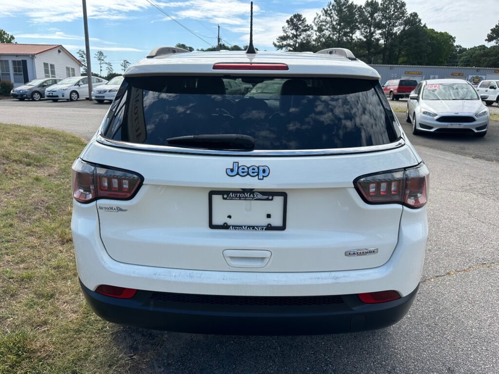 2018 Jeep Compass Latitude FWD