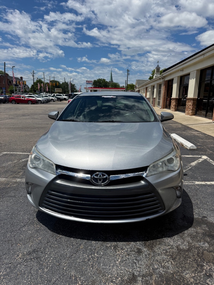 2017 Toyota Camry XLE | SE | LE | XSE