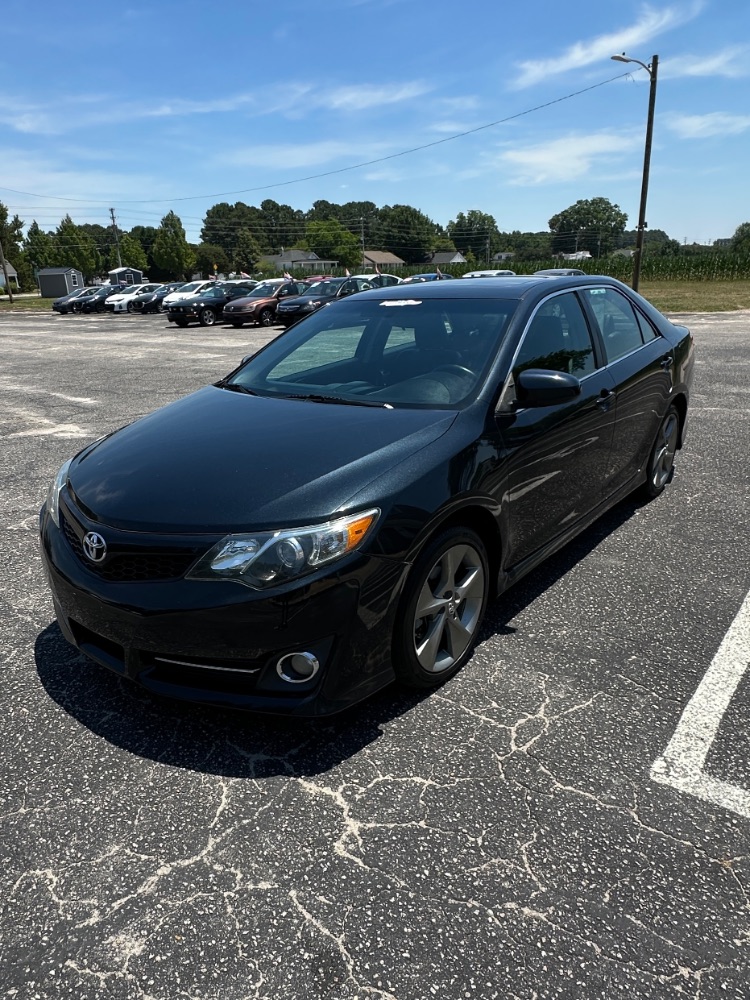 2014 Toyota Camry L | LE | XLE | SE | SE Sport