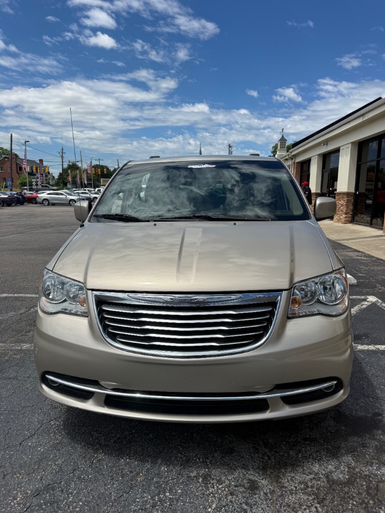 2016 Chrysler Town & Country Touring