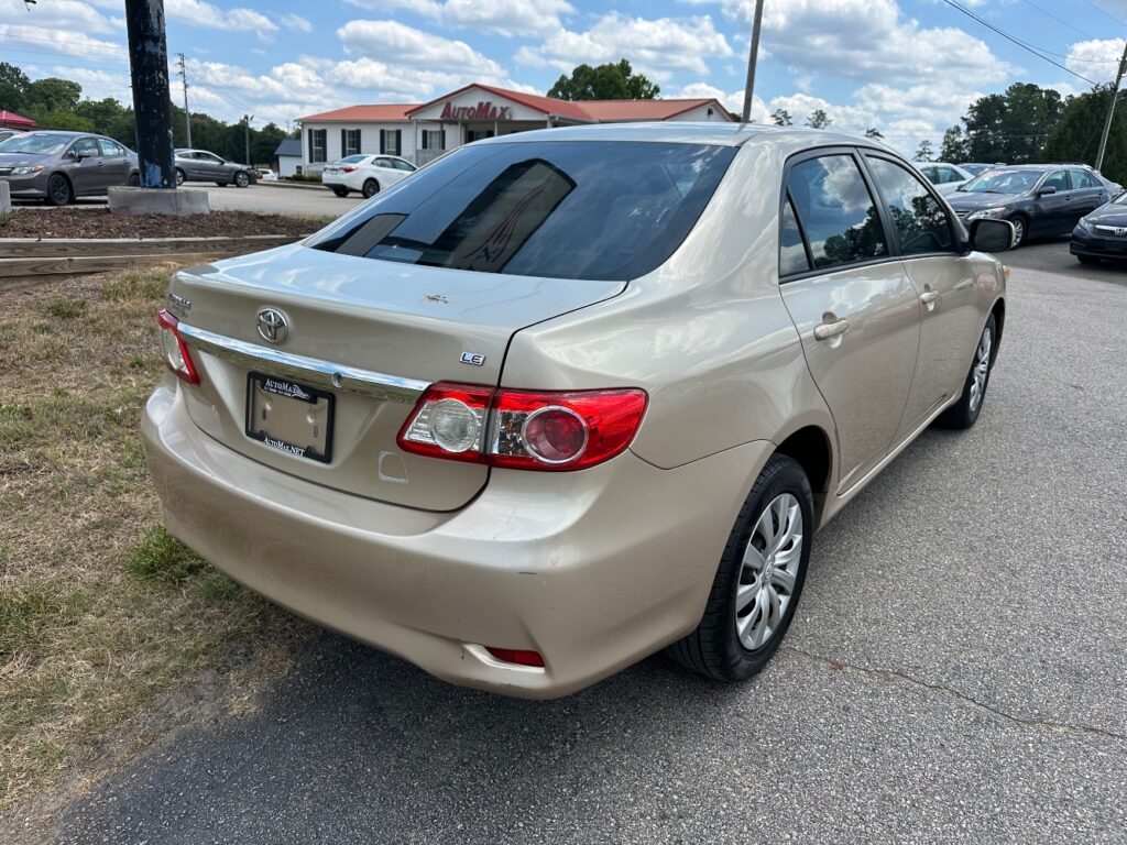 2012 Toyota Corolla LE